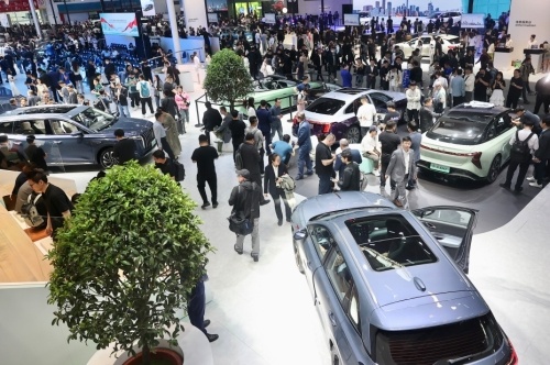 中国新能源汽车品牌加速出海