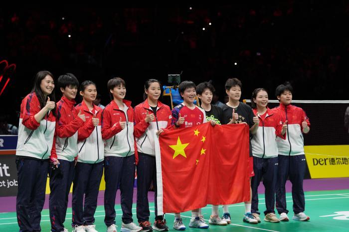 尤伯杯羽毛球团体赛：中国队胜印度尼西亚队夺得冠军