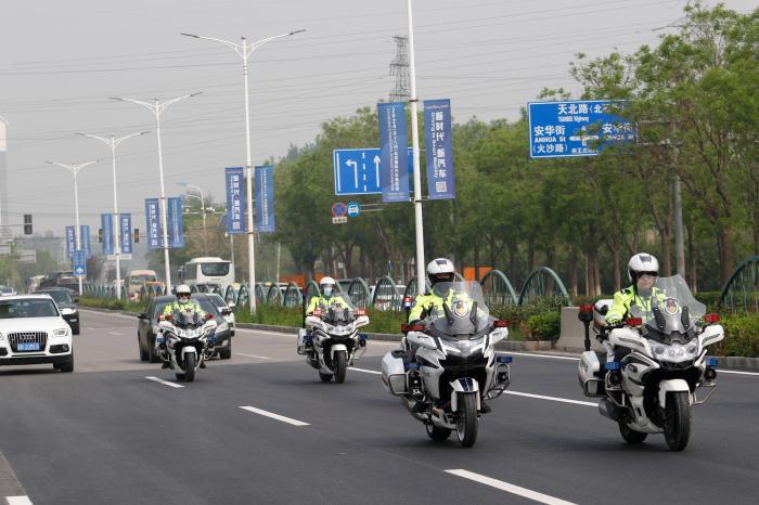 北京警方多措并举维护“五一”假期社会安全稳定