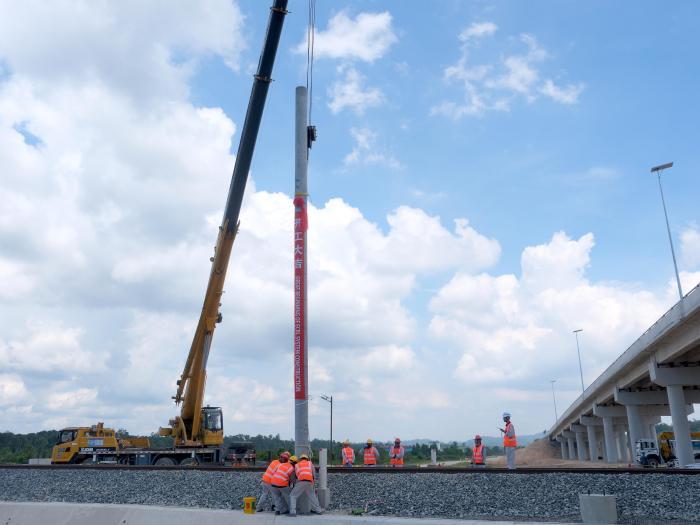 马东铁项目四电系统工程开工 项目施工进入最后阶段