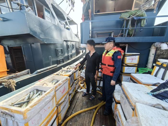 嚴(yán)打伏休期間海上違法行為 福建漳州連續(xù)抓獲7艘涉嫌非法捕撈漁船