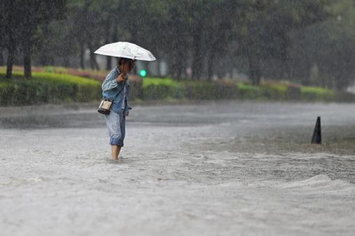 天津多地將迎暴雨 啟動防洪四級應(yīng)急響應(yīng)