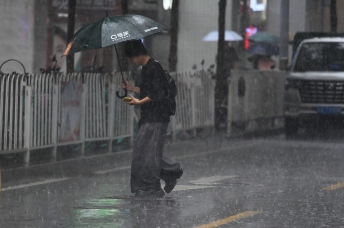 廣東雷雨漸趨頻繁 將緩解高溫天氣