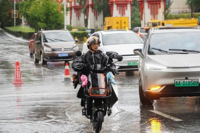 暫別高溫紅色預警 “火爐”重慶迎來降溫雨