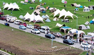 假期首日道路交通總體平穩(wěn)，2日部分城市進(jìn)出城流量仍處高位