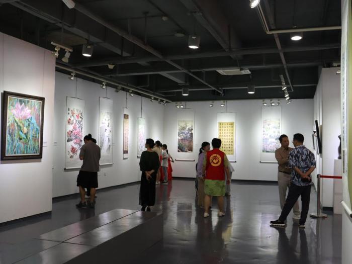 粵港澳美術家書法家作品展在廣州舉辦