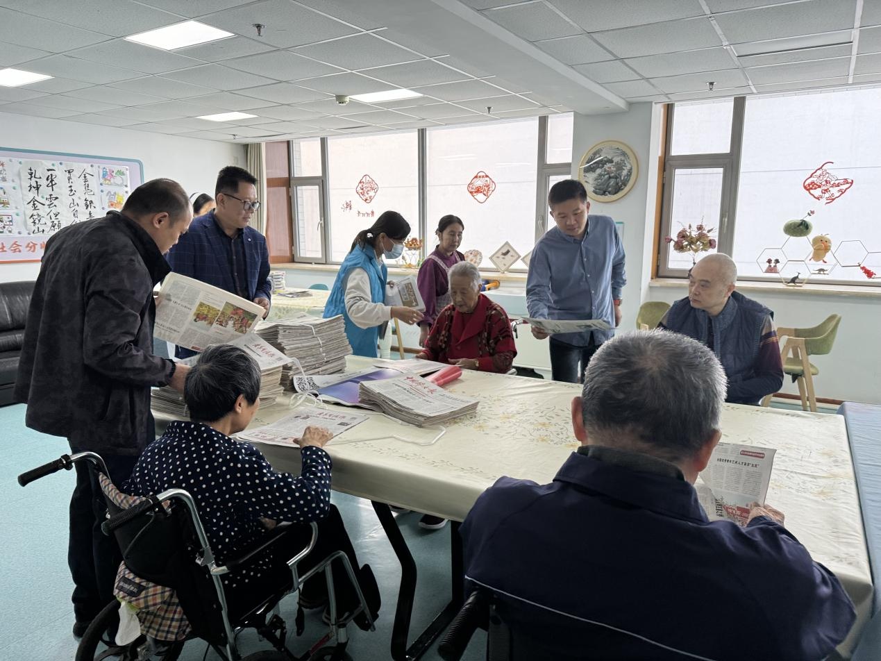 這一站，濟南！歷城區圖書館“我們的節日·重陽”送文化走進護理院