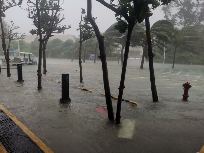 強降雨持續 海南發布中小河流洪水和地質災害風險預警