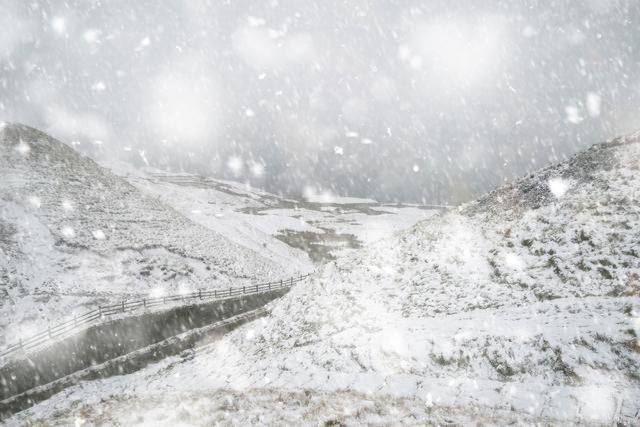 受雨雪天氣影響，山東等地多處高速公路路段封閉