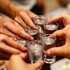 美公共衛(wèi)生局局長：飲酒增加至少7種癌癥風(fēng)險