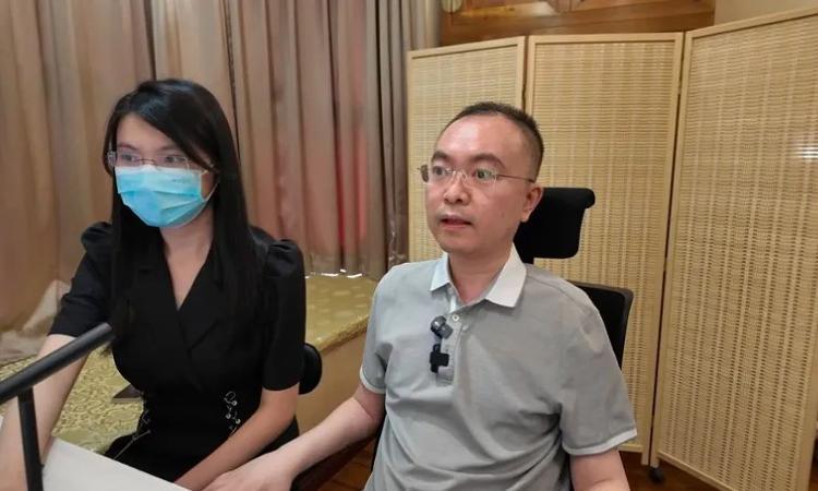 蔡磊回應面部變化：激素導致臃腫，全身肌肉減少30斤