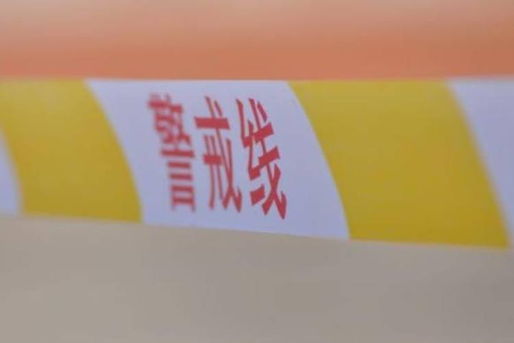 貨車輪胎滾進服務區致人死亡，警方通報