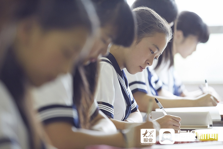 中高考倒计时 多地发布“禁噪令” 开启静音护航模式