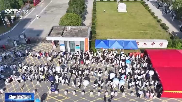 從“選學校”到“選專業” 高考志愿填報要注意這些細節