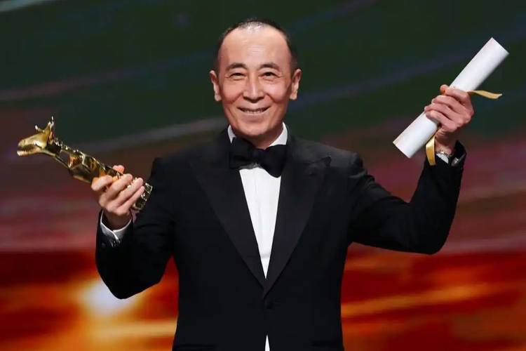 上海國際電影節金爵獎揭曉，曹保平再獲最佳導演獎