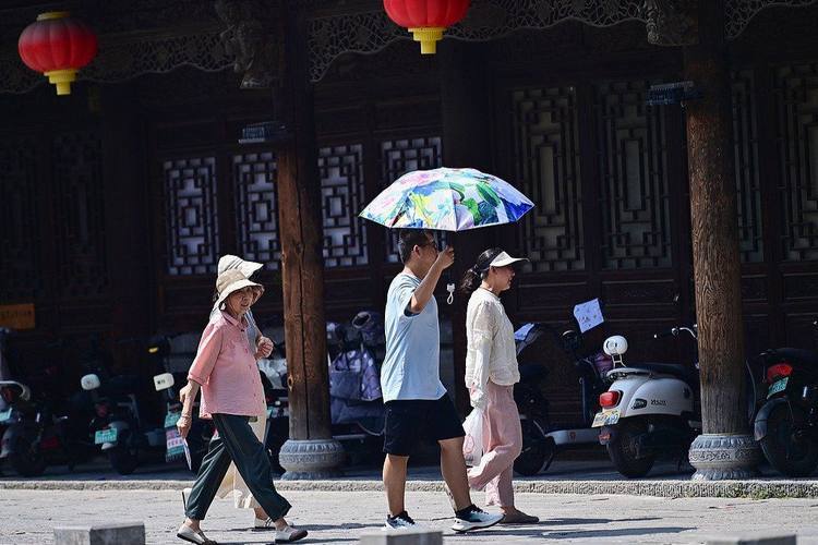 高溫天氣下，為何人們會(huì)感覺比預(yù)報(bào)溫度要熱？