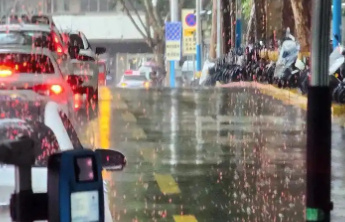 明后天降雨結(jié)束！今天山東10市有雷雨或陣雨局部大雨或暴雨
