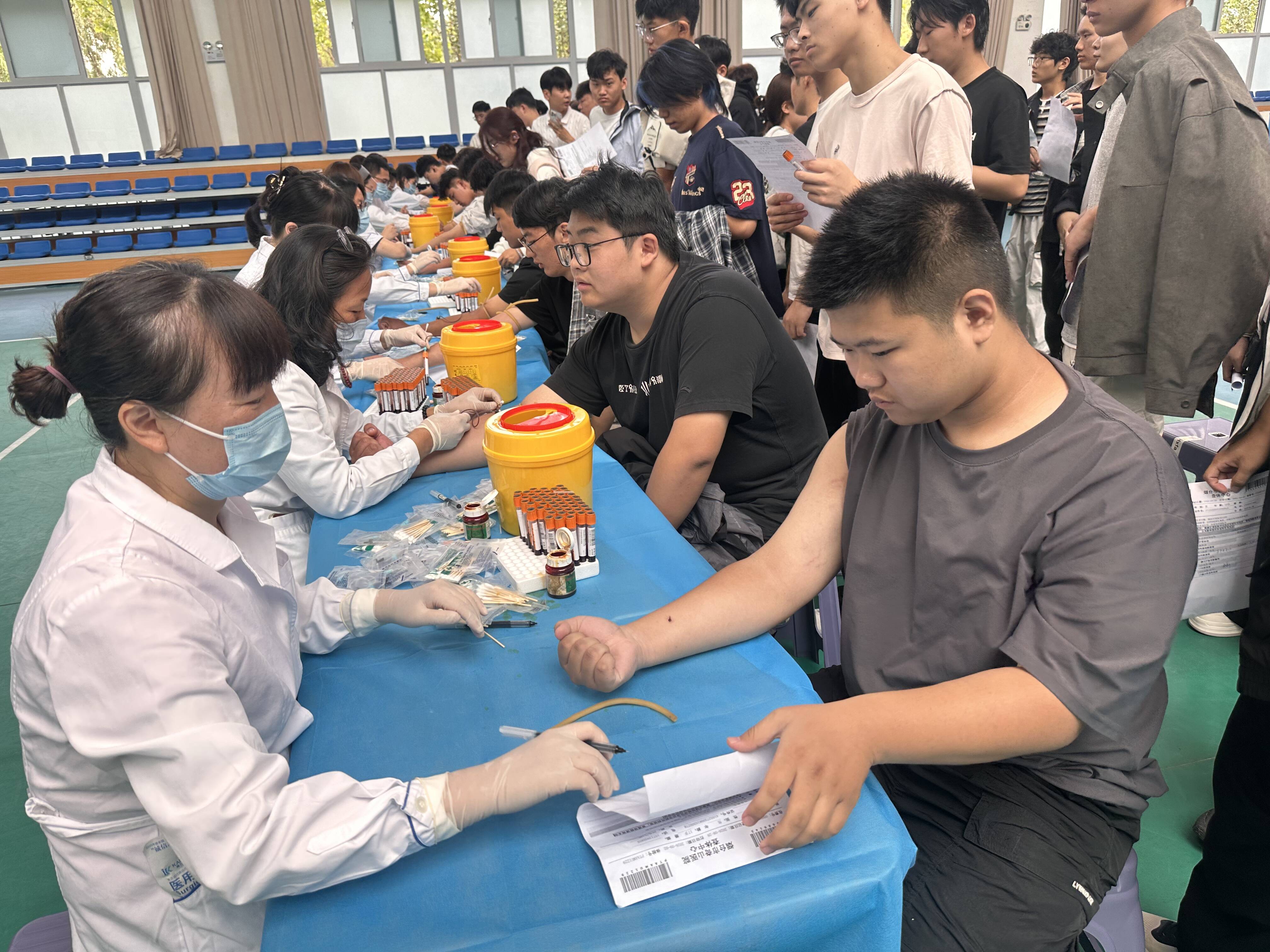 筑牢健康防线护航青春成长 —— 我校完成2026级新生入学体检工作