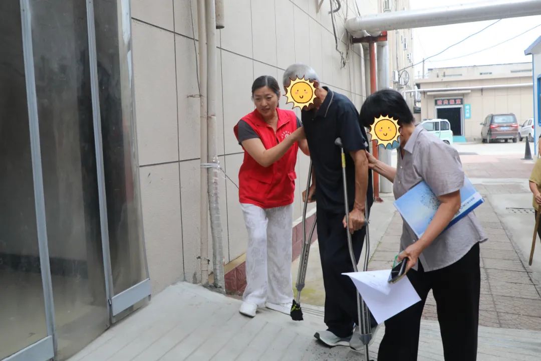 陪诊服务到底是什么？怎么收费？关于老年助