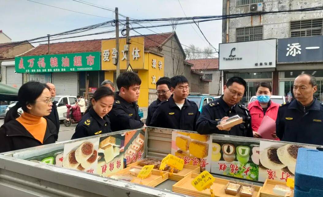 邹平市长山镇组织开展校园周边食品摊点专项整治行动