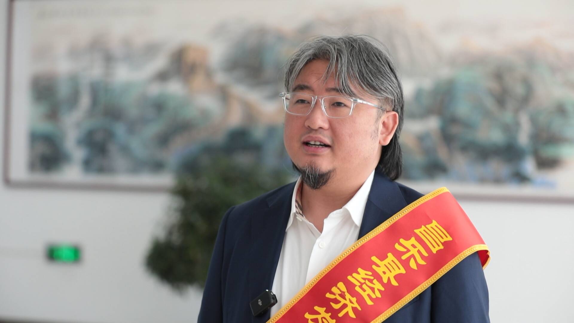 潍坊昌乐县英轩控股集团有限公司党委书记,董事长李世勇表示:"去年