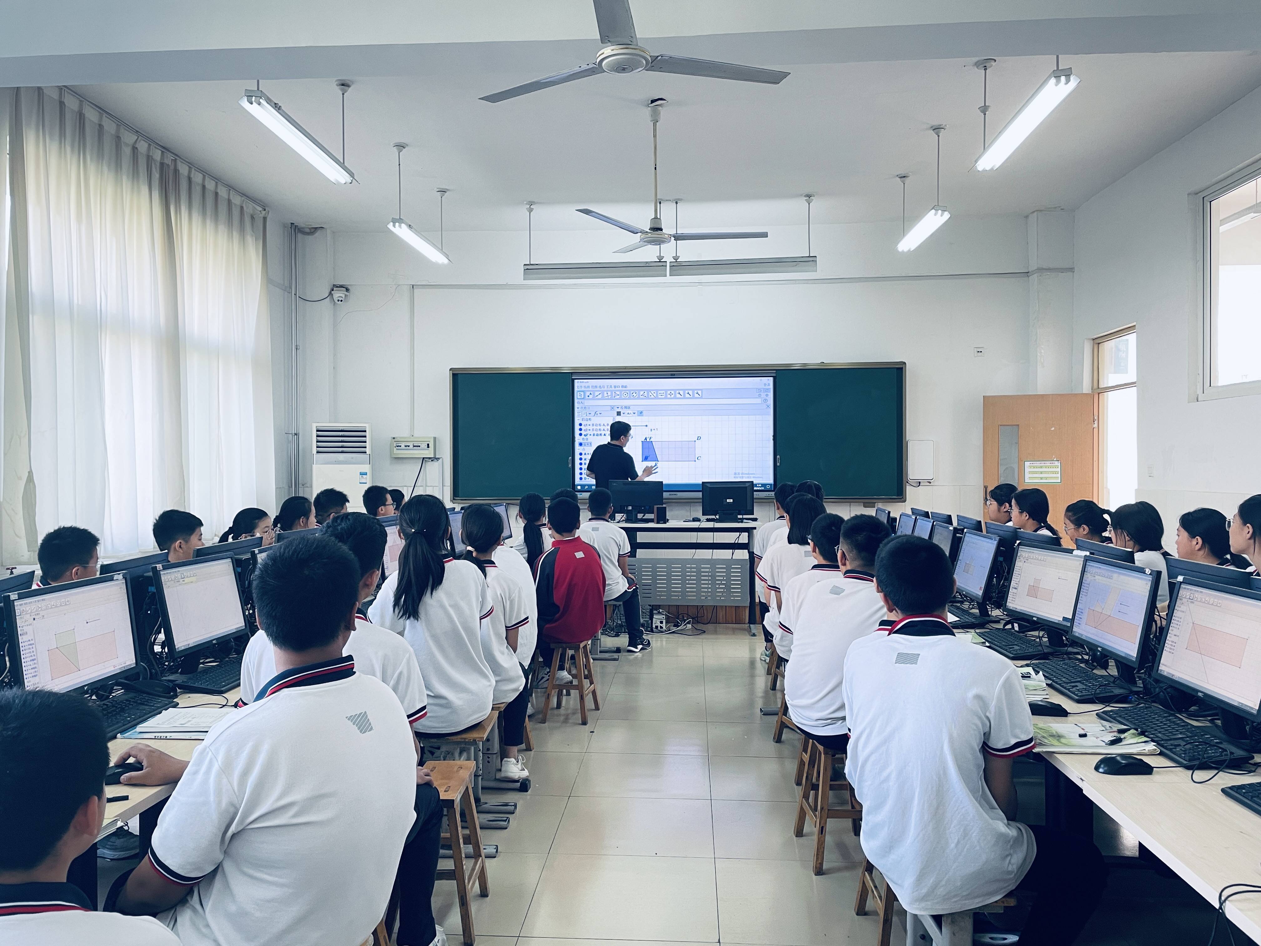 潍坊昌乐新城中学:数字赋能教学 提升学生数学素养