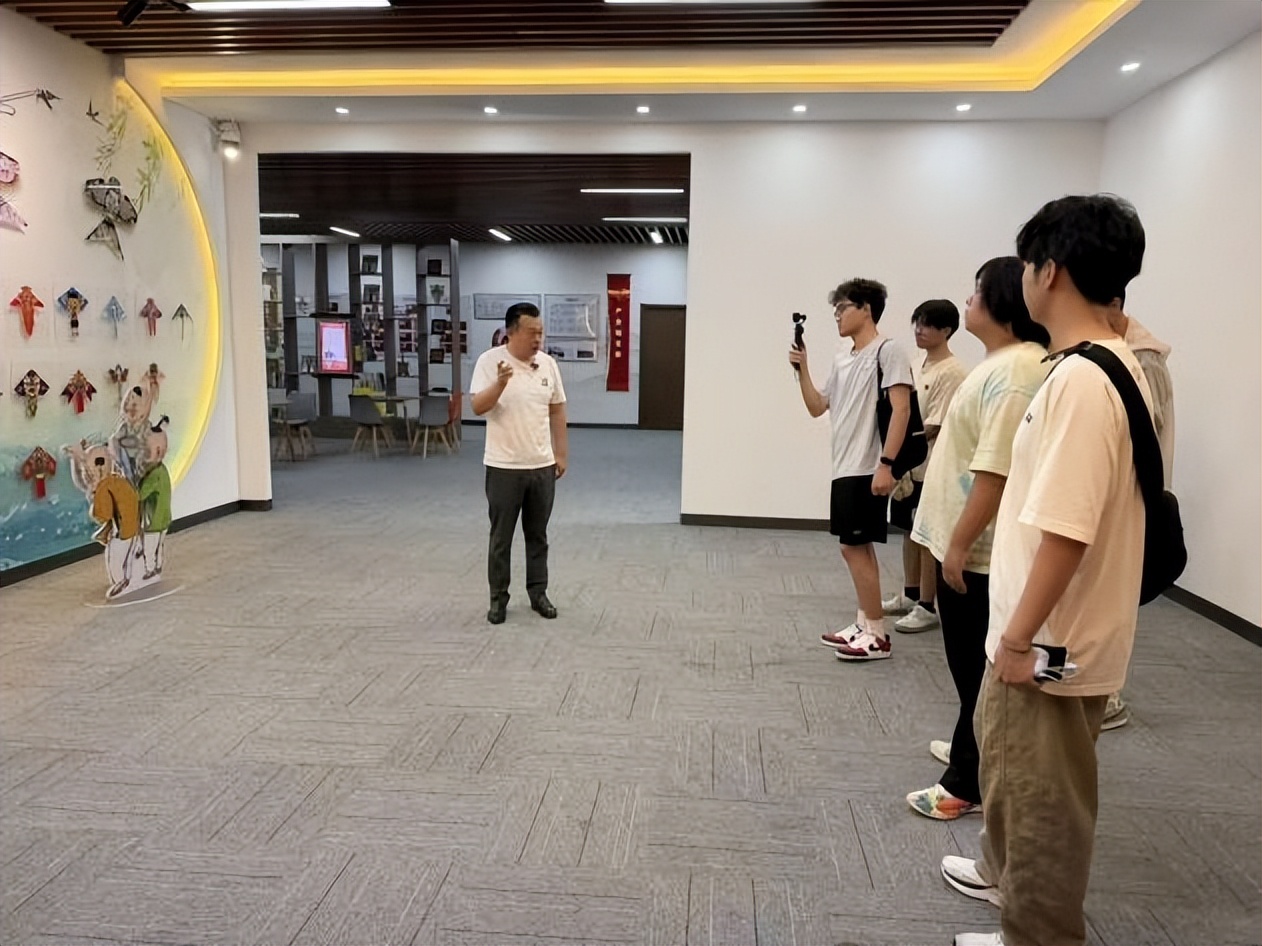 寻访百年坊茨文脉文旅赋能乡村振兴——山东科技大学数耕坊茨实践团开展暑期“三下乡”社会实践活动(图1)
