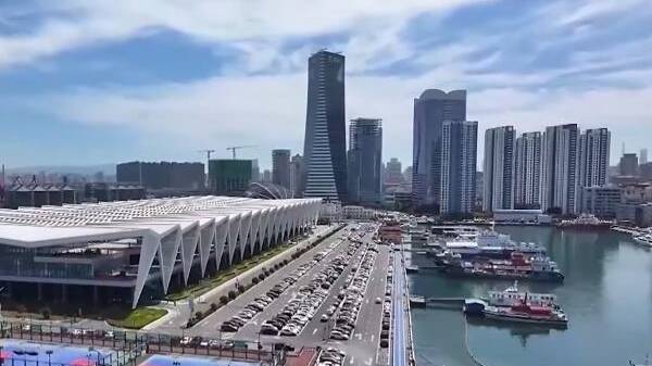 国庆档电影票房破5亿元 年度电影全产业链产值超4700亿元
